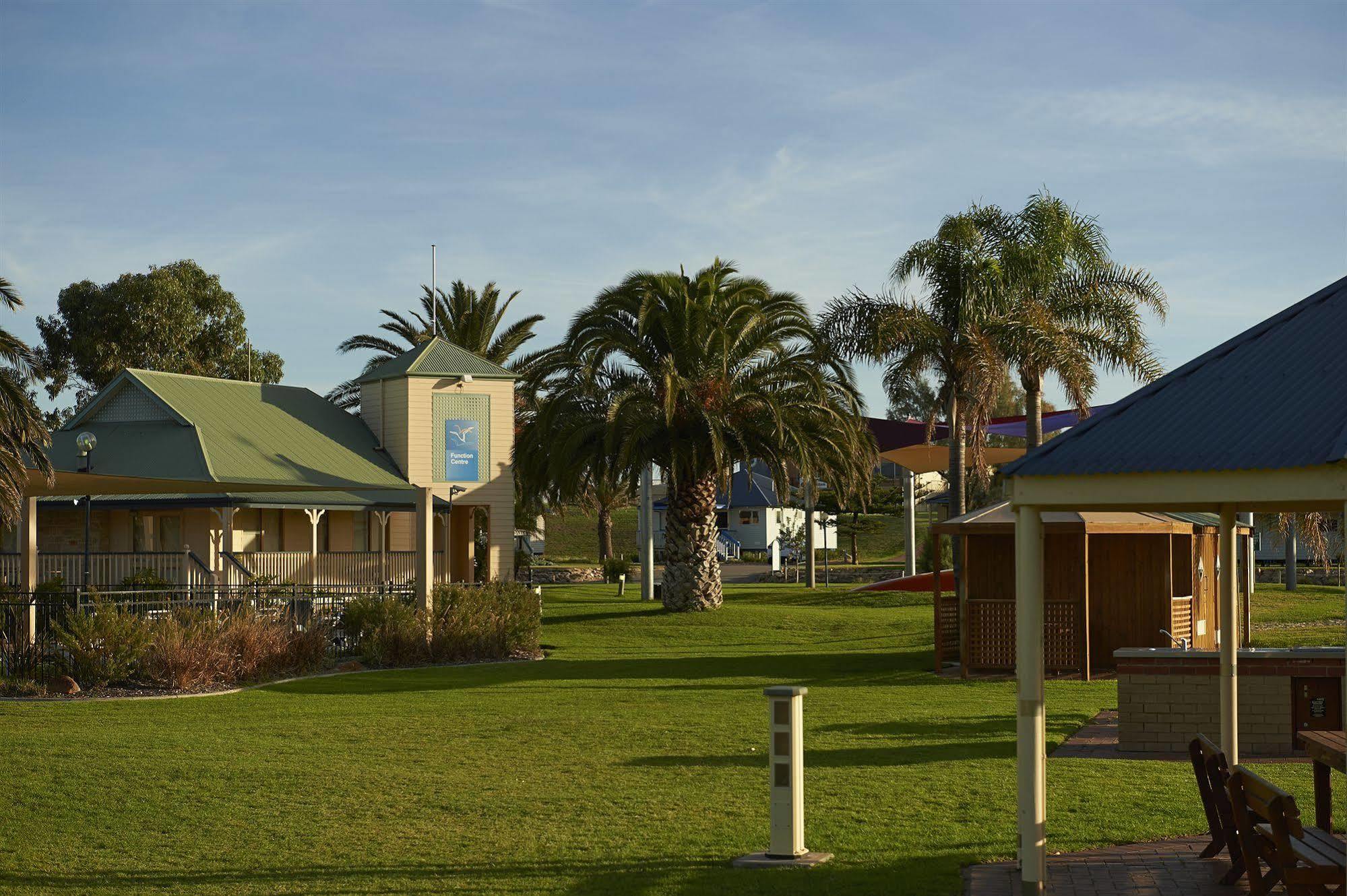 The Retreat West Beach Parks 阿德莱德 外观 照片