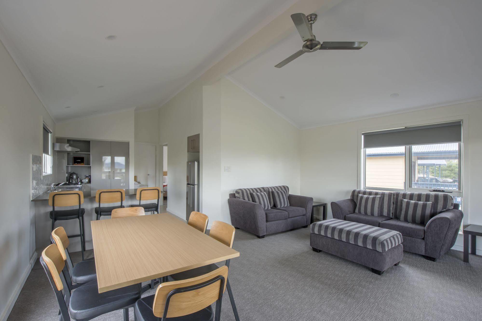 The Retreat West Beach Parks 阿德莱德 外观 照片